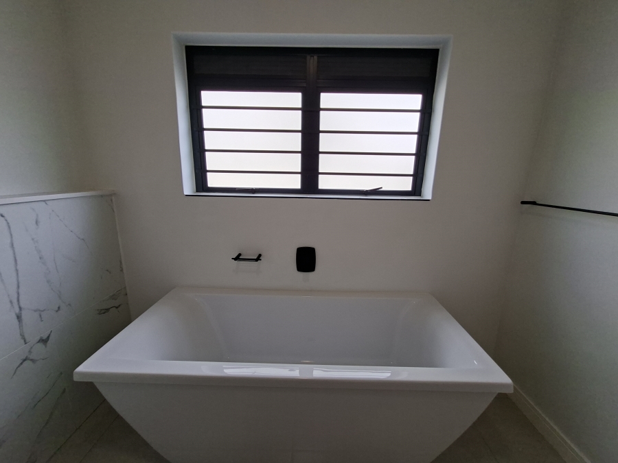 To Let 3 Bedroom Property for Rent in Croydon Western Cape